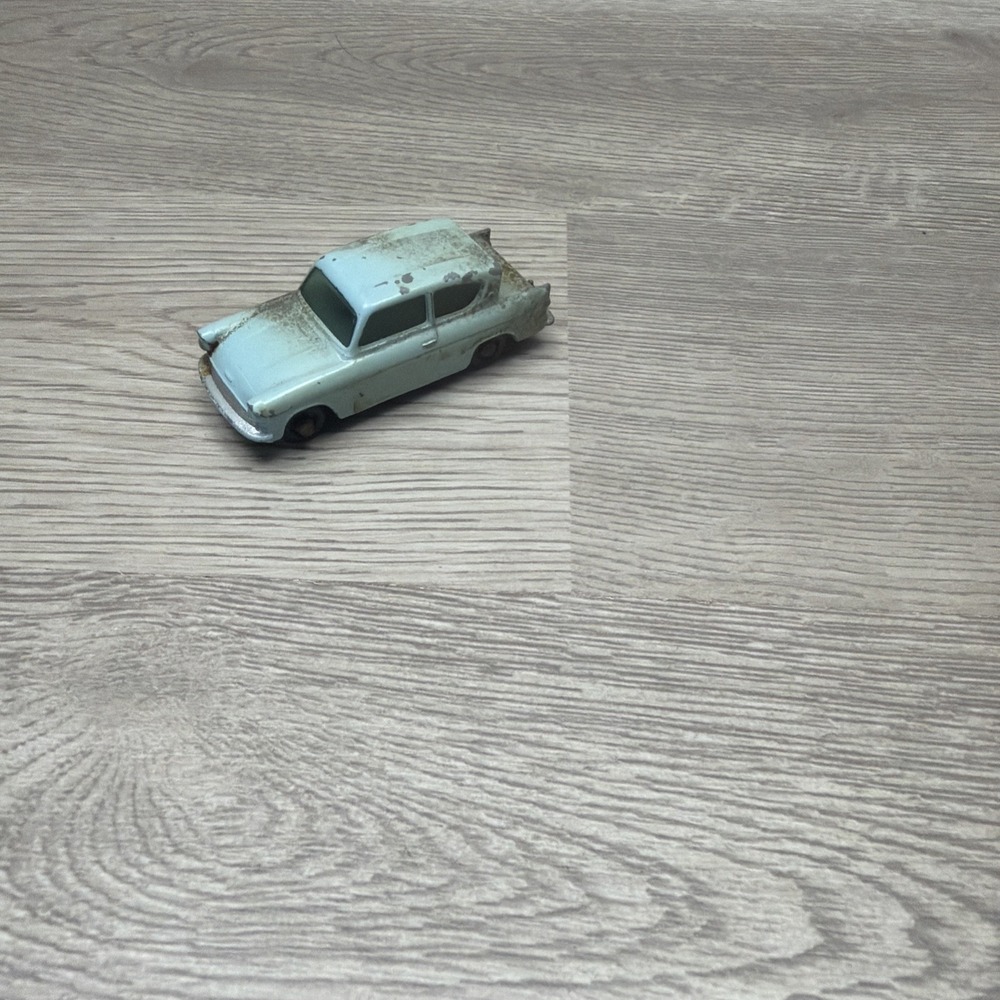 Vintage Lesney Matchbox #7 Ford Angli Made In England 1961 VTG